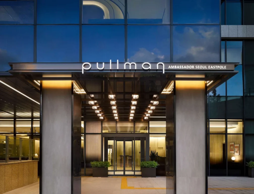 아코르-풀만-이스트폴